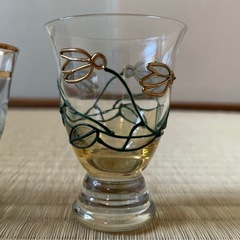 小さな酒のステンドグラスコップ 色々なデザイン　3個の画像