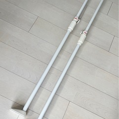 ★0円【お譲りします】突っ張り棚 ラック 突っ張りポール 荷物棚 収納 ラック 網棚 ホワイト　70〜130cm 伸縮の画像