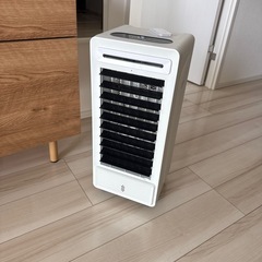 冷風機 冷風扇【2025夏新販売 デュアルファン設計&強冷感up】 冷風扇風機 超音波式ミスト 熱中症と暑さ対策 左右自動60°上下手動120° 3つモード&6段階風量 24H切タイマー 雰囲気タイト 60w省エネ リモコン&LEDパネル操作 自動消灯 40db静音 スポットクーラー 冷房 寝室 台所 オフィス 下部簡単给水 取っ手付き キャスター付き 移動便利 父の日 pse認証済 日本語説明書の画像
