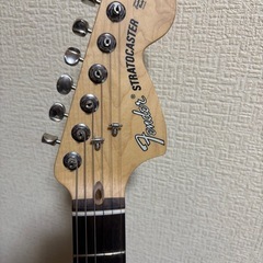 エレキギターfender USA American PERFORMARストラトキャスター
の画像