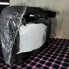8型ハイエース、レジアスエースの助手席の画像