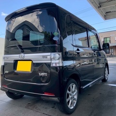 25年式☆月々9千円〜分割可❗️車検2年付き！【名義変更代込み】広い車内！大人気‼️ダイハツ タントカスタム☆HDDナビ付き☆走行中DVD見れます♪ETC付き☆純正アルミ☆便利なスライドドア☆ドライブレコーダー☆そのまま乗って帰れます！の画像