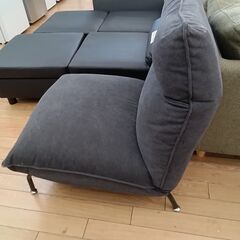★リユースのサカイつくば店★TK6422  一人掛けソファ グレー H85×D66～137×W72 クリーニング済みTKKAGU の画像