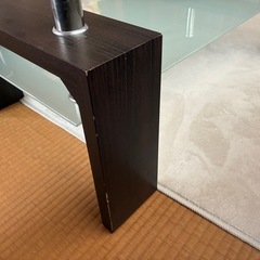テーブル　ガラステーブル　インテリアの画像