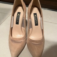 ダイアナパンプス
の画像