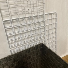 収納かご スリーコインズひざ掛け4枚 お皿 キッチングッズ ワイヤーネットの画像