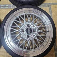 16インチホイールの画像