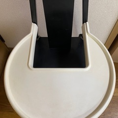 テーブル付き子ども用椅子の画像