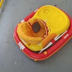 アンパンマンベビー歩行器の画像