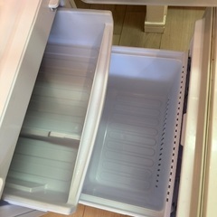 SHARP 冷蔵庫の画像