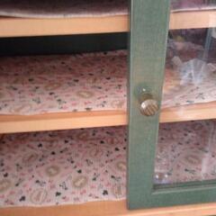 決定　食器棚　の画像