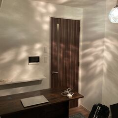 喫茶店にありそうなレトロ風なガラスの照明(シーリングライト)の画像
