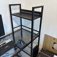 パソコン用テーブルの画像