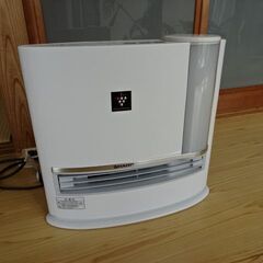 令和２年購入■程度良好■SHARP◆加湿セラミックファンヒーター ■HX-J12E7-W■ プラズマクラスター7000■即お渡しできます。 の画像