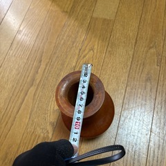 木の花瓶？の画像