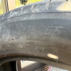 215-55- 17タイヤ4本の画像