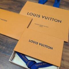 ブランド7点セットBMW・アルマーニ・LOUISVUITTONの画像