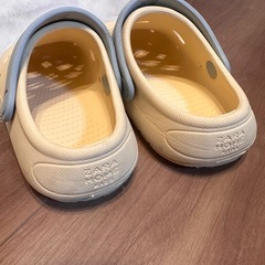 ZARA キッズ サンダル 15㎝の画像