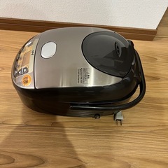 炊飯器の画像