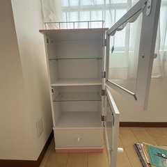 小さい棚の画像