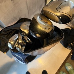 初心者用ゴルフクラブセットの画像