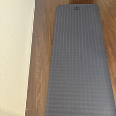 ミュラウェア　ヨガマット　紺色　美品の画像