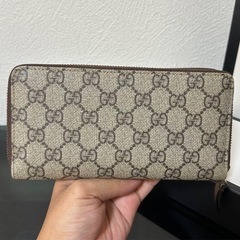 GUCCI グッチGGスプリーム473953 K9GOT 8861ラウンド長財布の画像