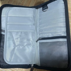 バック、カードケースなどの画像