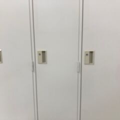 中古　イトーキ　3人用ロッカー　3人ロッカー　３人ロッカー　３人用ロッカー　鍵付　愛知県 一宮市 名古屋 稲沢 江南 岩倉 岐阜 羽島 各務ヶ原 三重 愛知 グッドプライス一宮の画像