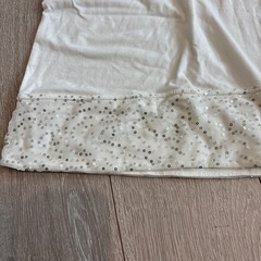 ホワイト スパンコール タンクトップMの画像