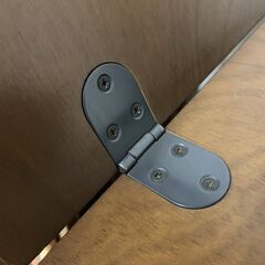 ミシンのボックステーブルとパーツの画像