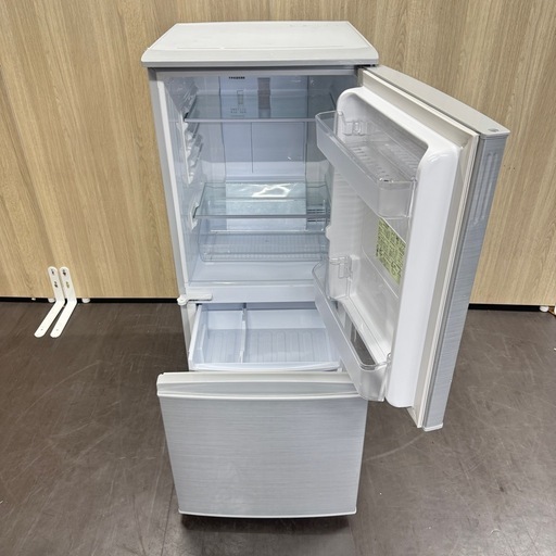 A1503🌟激安‼️2018年製シャープ2ドア137L冷蔵庫 SJ-D14D-S🌟動作確認