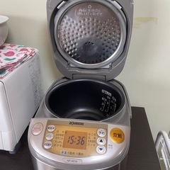 【お譲り先決まりました】象印 炊飯器 極め炊き NP-HD10 5.5合 IH炊飯器の画像