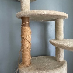 Maruミルキーエッグ　キャットタワー　中古　譲りますの画像