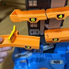 トミカ メカアクション 自動車工場 中古の画像