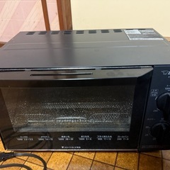家電とテレビ台の画像