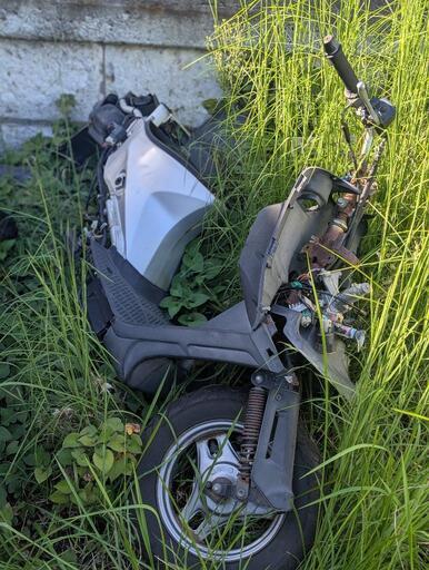 アドレスV100CE13A部品取り