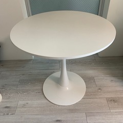 living room tableの画像