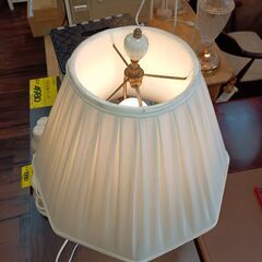 LENOX  レノックス　アンティーク スタンドライト　間接照明　照明器具　ライト　サイズ（約）幅36×奥36×高50　　■近隣配送無料 買取GO‼　栄和店の画像