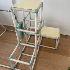子供用ジャングルジム
の画像