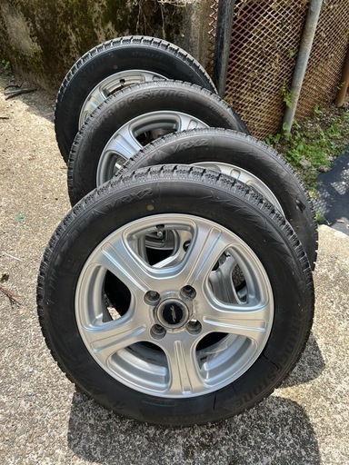 中古スタッドレスタイヤ