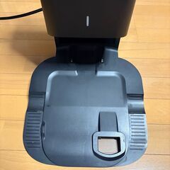 ルンバ i3+（クリーンベース付）動作OK／4年使用・予備パーツ付きの画像