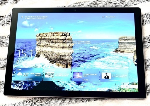 Microsoft Surface Pro 5 タブレット