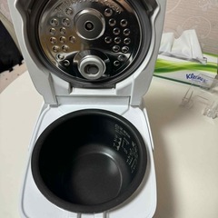 炊飯器の画像