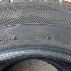 スタッドレスタイヤ215/60 R 16  2本の画像