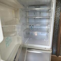 シャープ冷蔵庫の画像