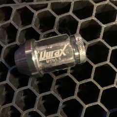 車のホイールナットの画像