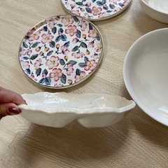 食器セットの画像
