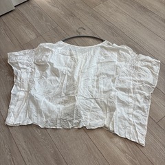 ikka ホワイトオーバーサイズチュニック　M〜Lの画像