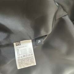 GUとなんかのコラボジャケット　買ってくれの画像